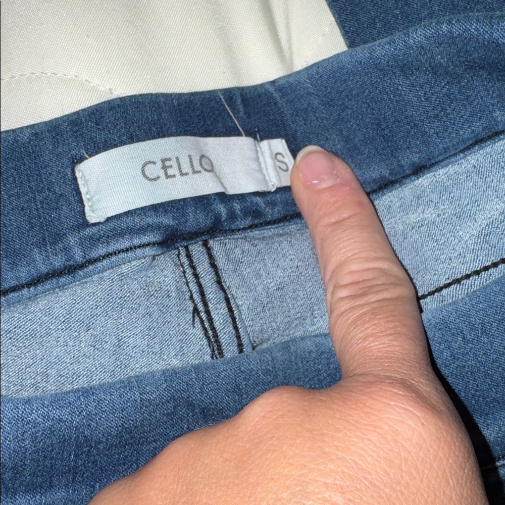 Cello - Picture 2 of 3